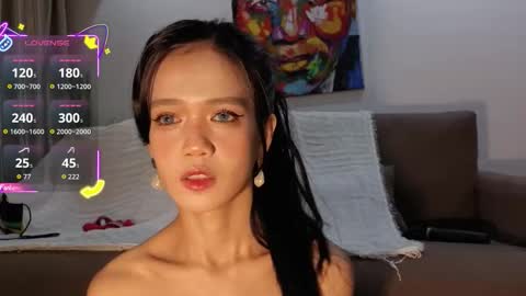 Miya online show from November 5, 2025, 1:22 pm