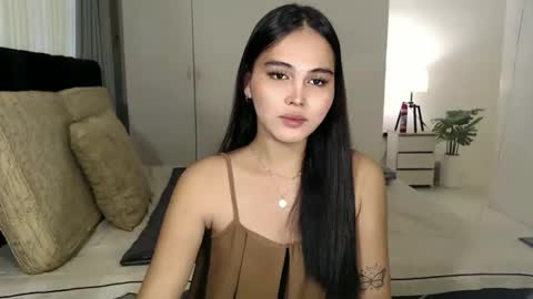 Belly Conklin online show from December 15, 2025, 5:34 am