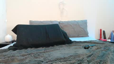 Fallon Gray online show from December 5, 2024, 12:52 am