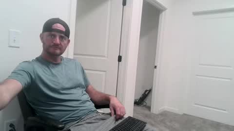 Daddy online show from October 3, 2025, 2:30 am