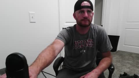 Daddy online show from October 22, 2025, 5:08 am