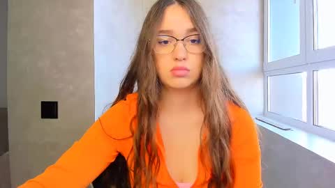 Snapshot of fancy_bunny chatting on February 10, 2025, 9:36 am fancy bunny online show from February 10, 2025, 9:36 am