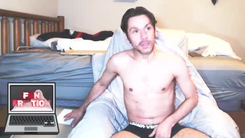 Snapshot of fanfriction chatting on February 13, 2025, 4:22 am Fan Friction online show from February 13, 2025, 4:22 am