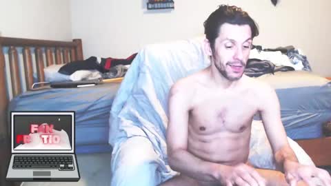 Snapshot of fanfriction chatting on February 13, 2025, 5:33 pm Fan Friction online show from February 13, 2025, 5:33 pm