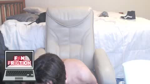 Snapshot of fanfriction chatting on February 15, 2025, 12:04 am Fan Friction online show from February 15, 2025, 12:04 am