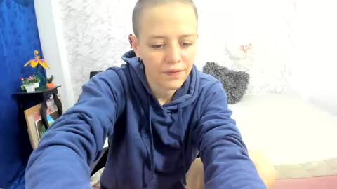 FANNY online show from February 28, 2025, 3:37 am