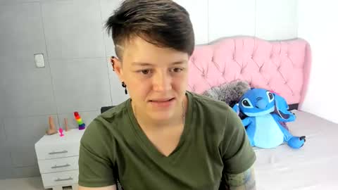 FANNY online show from September 15, 2025, 7:14 pm