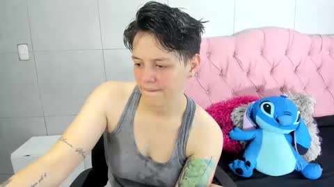 FANNY online show from October 18, 2025, 3:53 am