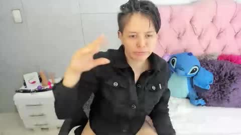 FANNY online show from December 16, 2025, 1:32 am