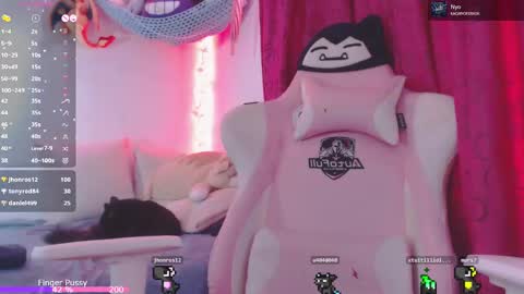  Fantasma.  online show from January 27, 2025, 5:58 pm