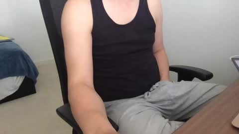 fantasticbake1 online show from November 11, 2025, 1:16 am