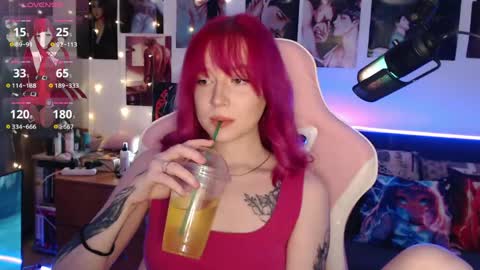 Snapshot of fantasy_lisa chatting on May 8, 2026, 5:51 pm Lisa online show from May 8, 2026, 5:51 pm