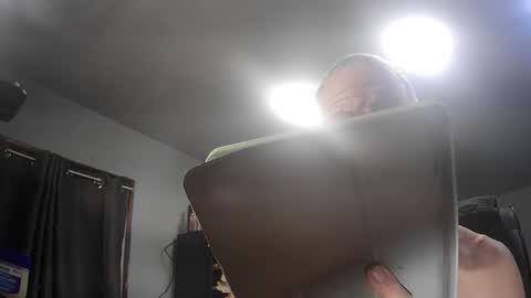 fantasyresort online show from April 1, 2026, 2:56 am