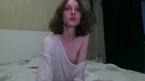 Kira online show from July 13, 2026, 1:52 am