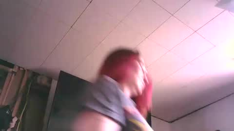 Snapshot of fapqueenc17 chatting on March 6, 2025, 5:43 pm Scarlett online show from March 6, 2025, 5:43 pm