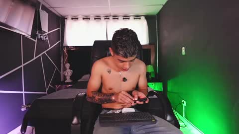 Snapshot of farid_jake_ chatting on January 4, 2025, 7:44 pm farid_jake_ online show from January 4, 2025, 7:44 pm