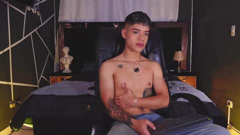 Snapshot of farid_jake_ chatting on January 11, 2025, 6:03 am farid_jake_ online show from January 11, 2025, 6:03 am