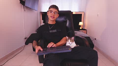 Snapshot of farid_jake_ chatting on January 25, 2025, 9:46 pm farid_jake_ online show from January 25, 2025, 9:46 pm