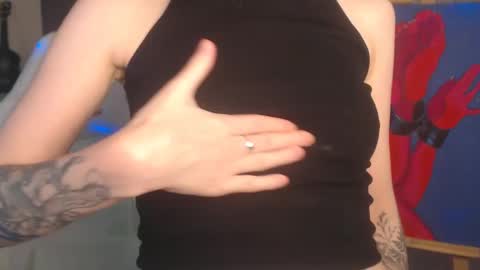 Snapshot of fascinating___eyes chatting on September 23, 2025, 6:22 pm Fascinating Eyes online show from September 23, 2025, 6:22 pm