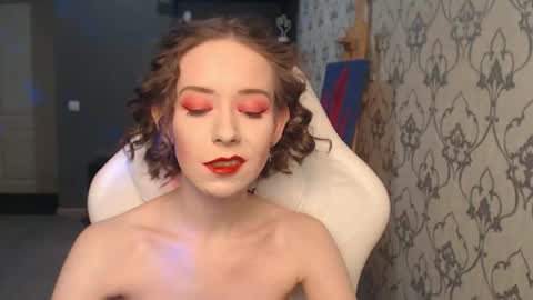 Snapshot of fascinating___eyes chatting on March 28, 2026, 12:10 am Fascinating Eyes online show from March 28, 2026, 12:10 am