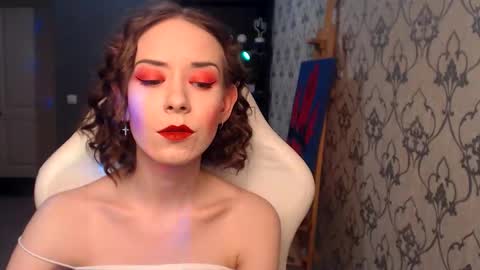 Fascinating   Eyes online show from May 24, 2026, 6:24 pm