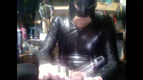 Snapshot of fasteddyuc chatting on January 13, 2025, 7:32 am fasteddyuc online show from January 13, 2025, 7:32 am