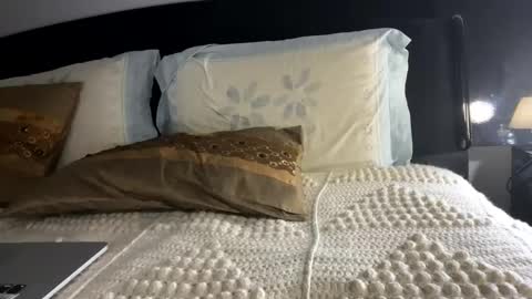 Fastuga24 online show from January 4, 2025, 5:37 pm