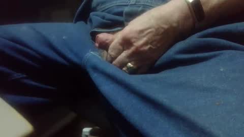 Fred. online show from February 26, 2026, 11:37 pm