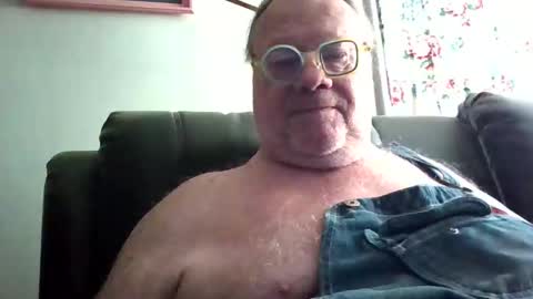 Fred. online show from April 5, 2026, 6:05 pm