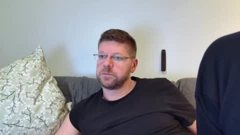 Snapshot of fattenmenow chatting on December 6, 2024, 9:35 pm fattenmenow online show from December 6, 2024, 9:35 pm