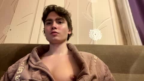 Faust online show from November 23, 2025, 6:13 am