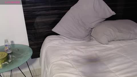 Snapshot of faustosaenz chatting on February 15, 2025, 2:37 am FAUSTO online show from February 15, 2025, 2:37 am