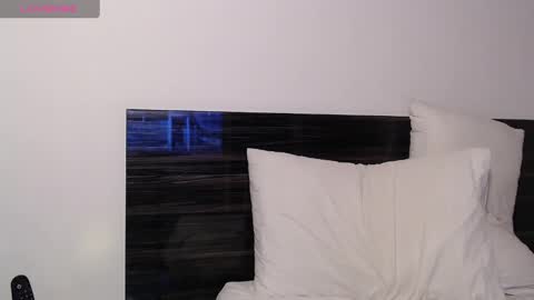 Snapshot of faustosaenz chatting on February 20, 2025, 2:18 am FAUSTO online show from February 20, 2025, 2:18 am