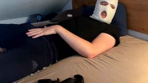 Fbab online show from November 9, 2025, 10:57 am