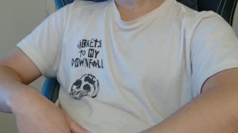 Justin online show from December 16, 2025, 9:42 pm