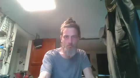 Snapshot of feelfemdom chatting on September 10, 2025, 11:21 am feelfemdom online show from September 10, 2025, 11:21 am