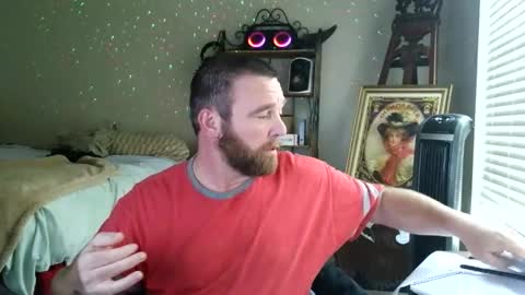 PullouProblems online show from November 26, 2025, 8:54 pm