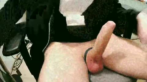 Snapshot of feetlover7878 chatting on February 23, 2025, 1:35 am feetlover7878 online show from February 23, 2025, 1:35 am