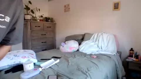 Soley online show from March 8, 2026, 9:29 pm