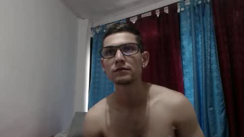 jhonatan felipe online show from March 1, 2025, 9:26 pm
