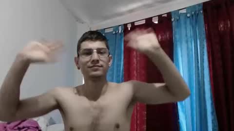 jhonatan felipe online show from March 9, 2025, 3:05 pm