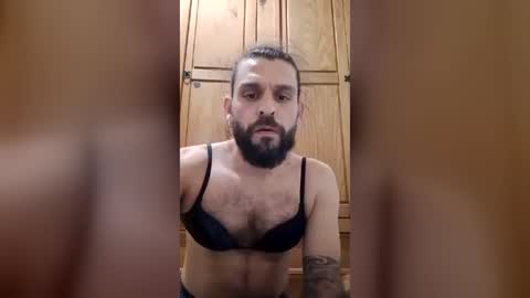 Snapshot of felipebh385495 chatting on July 14, 2026, 4:06 am felipebh385495 online show from July 14, 2026, 4:06 am