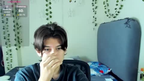 Felix leex online show from December 15, 2024, 12:49 pm