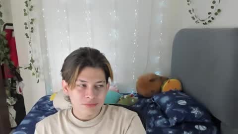 Felix leex online show from December 5, 2025, 7:21 pm