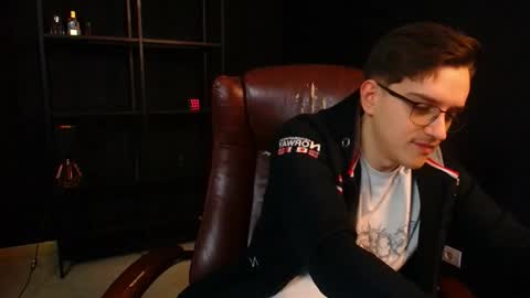 Snapshot of felixstark chatting on April 24, 2026, 4:26 am FelixStark online show from April 24, 2026, 4:26 am
