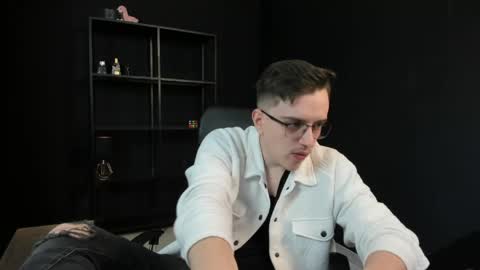 Snapshot of felixstark chatting on May 3, 2026, 5:13 am FelixStark online show from May 3, 2026, 5:13 am