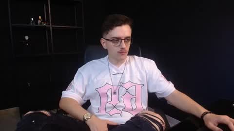 Snapshot of felixstark chatting on June 5, 2026, 4:52 am FelixStark online show from June 5, 2026, 4:52 am