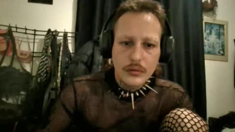 dirtypunkboy online show from April 10, 2026, 1:00 am