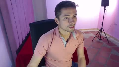 fermingomez1 online show from February 2, 2026, 7:34 pm