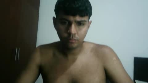 fernadox97 online show from February 18, 2026, 5:36 am